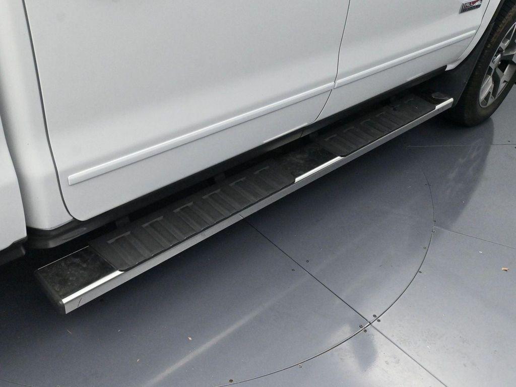 used 2017 GMC Sierra 1500 car, priced at $26,500