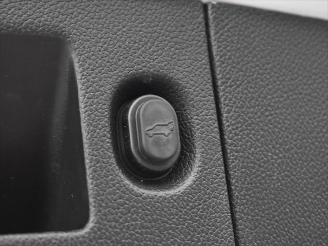 used 2019 Chevrolet Suburban car, priced at $29,000