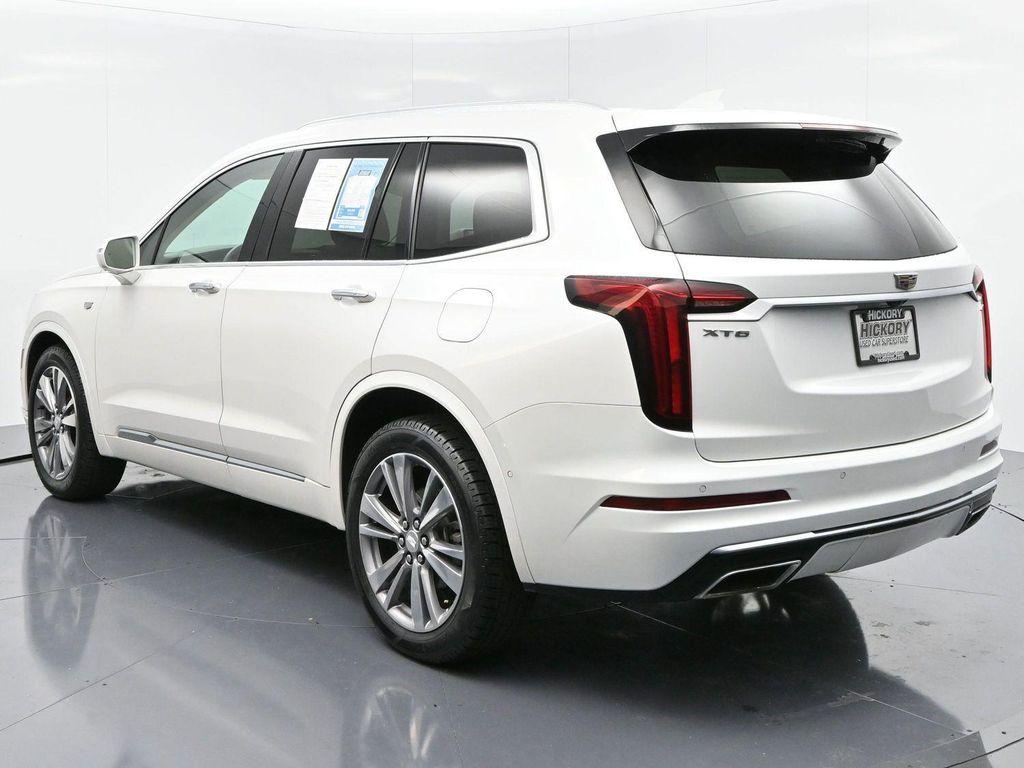 used 2020 Cadillac XT6 car, priced at $25,000