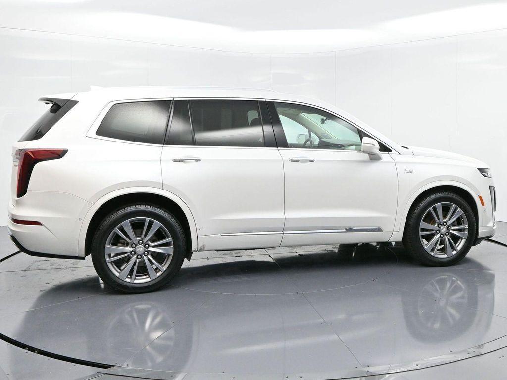used 2020 Cadillac XT6 car, priced at $25,000