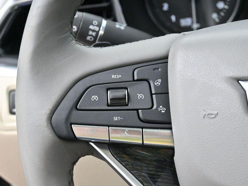 used 2020 Cadillac XT6 car, priced at $25,000