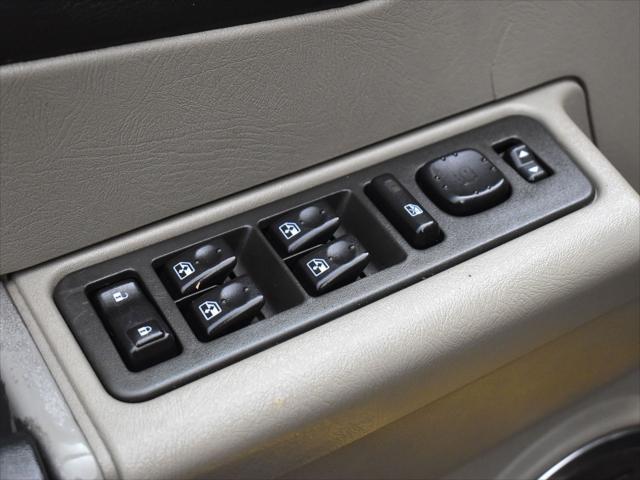 used 2003 Hummer H2 car, priced at $15,500
