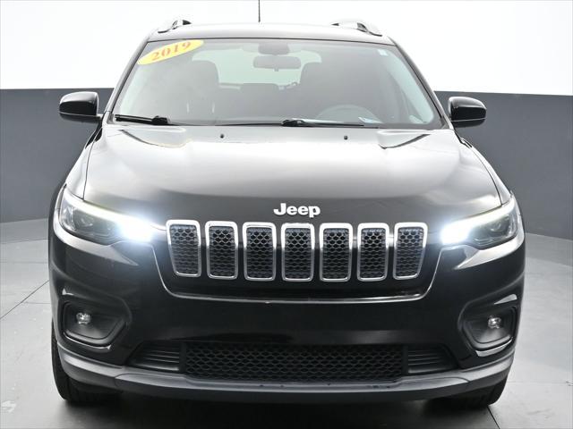 used 2019 Jeep Cherokee car