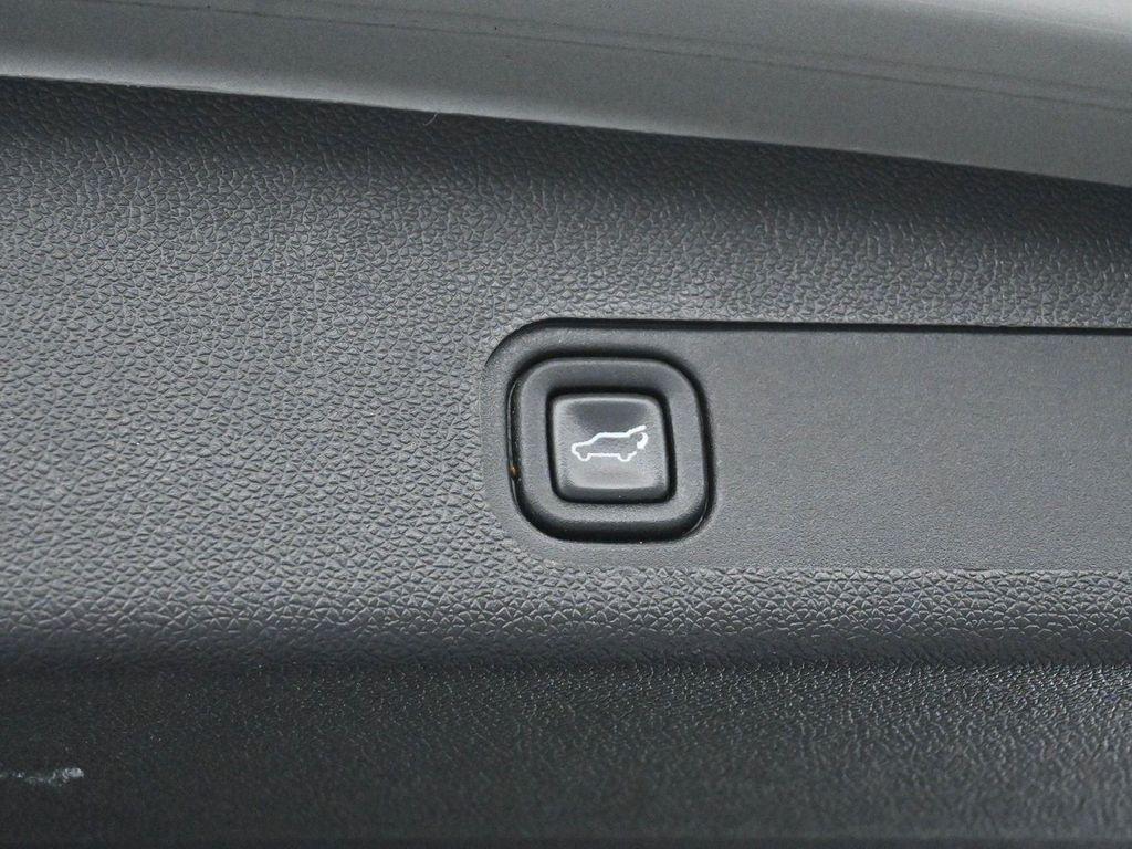 used 2014 Chevrolet Suburban car, priced at $12,500