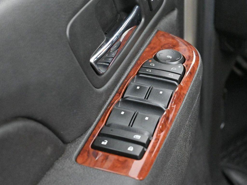 used 2014 Chevrolet Suburban car, priced at $12,500