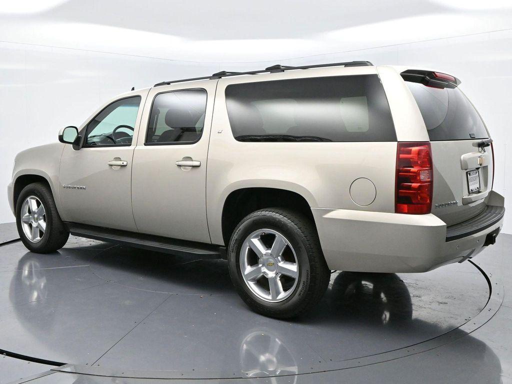 used 2014 Chevrolet Suburban car, priced at $12,500
