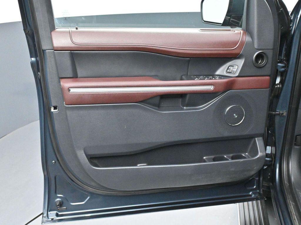 used 2022 Ford Expedition car, priced at $48,000