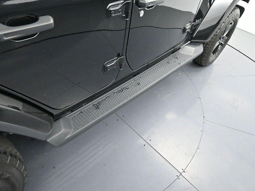 used 2021 Jeep Wrangler Unlimited car, priced at $35,000