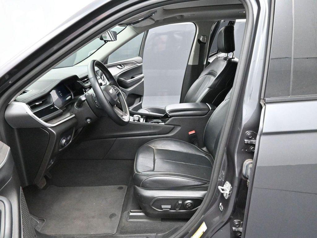 used 2022 Jeep Grand Cherokee car, priced at $28,700