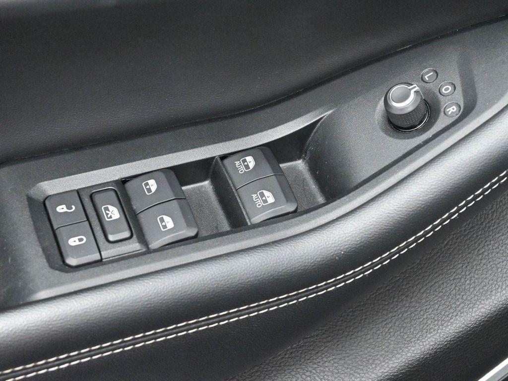 used 2022 Jeep Grand Cherokee car, priced at $28,700