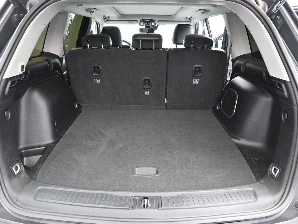 used 2022 Jeep Grand Cherokee car, priced at $28,700