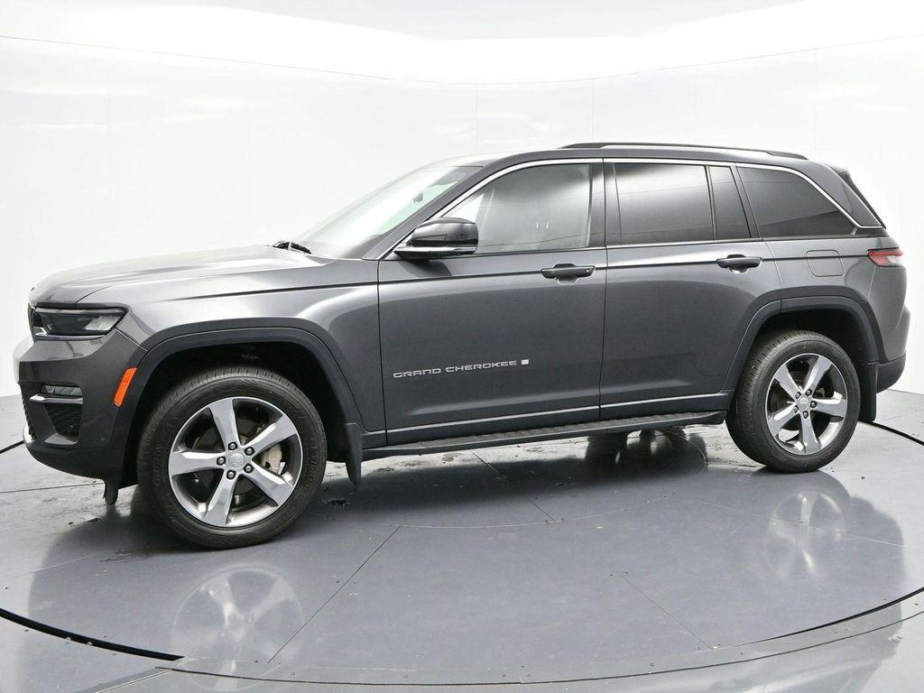 used 2022 Jeep Grand Cherokee car, priced at $28,700