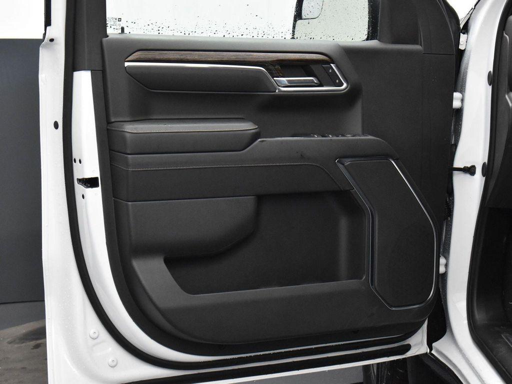 used 2024 GMC Sierra 1500 car, priced at $42,000