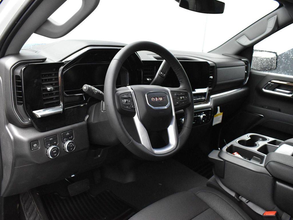 used 2024 GMC Sierra 1500 car, priced at $42,000