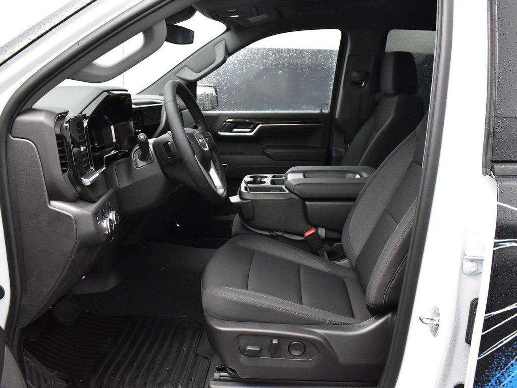 used 2024 GMC Sierra 1500 car, priced at $42,000