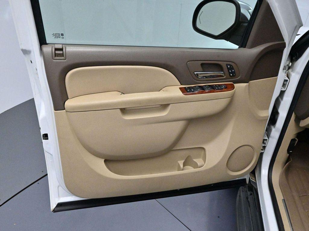 used 2011 Chevrolet Tahoe car, priced at $9,000