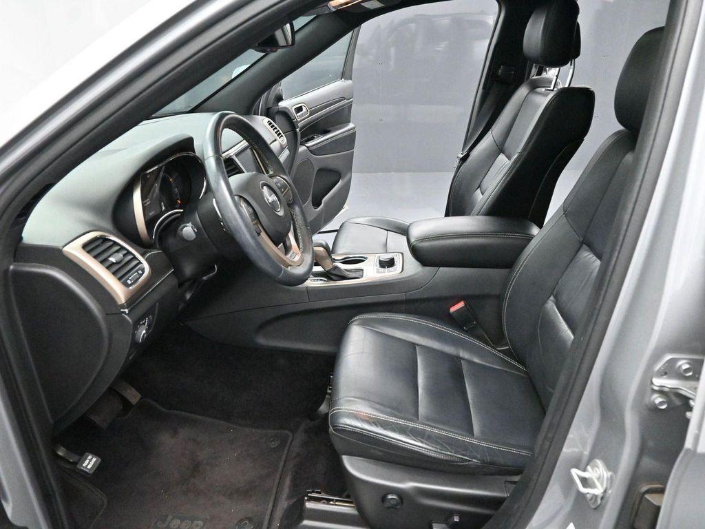 used 2016 Jeep Grand Cherokee car, priced at $13,700