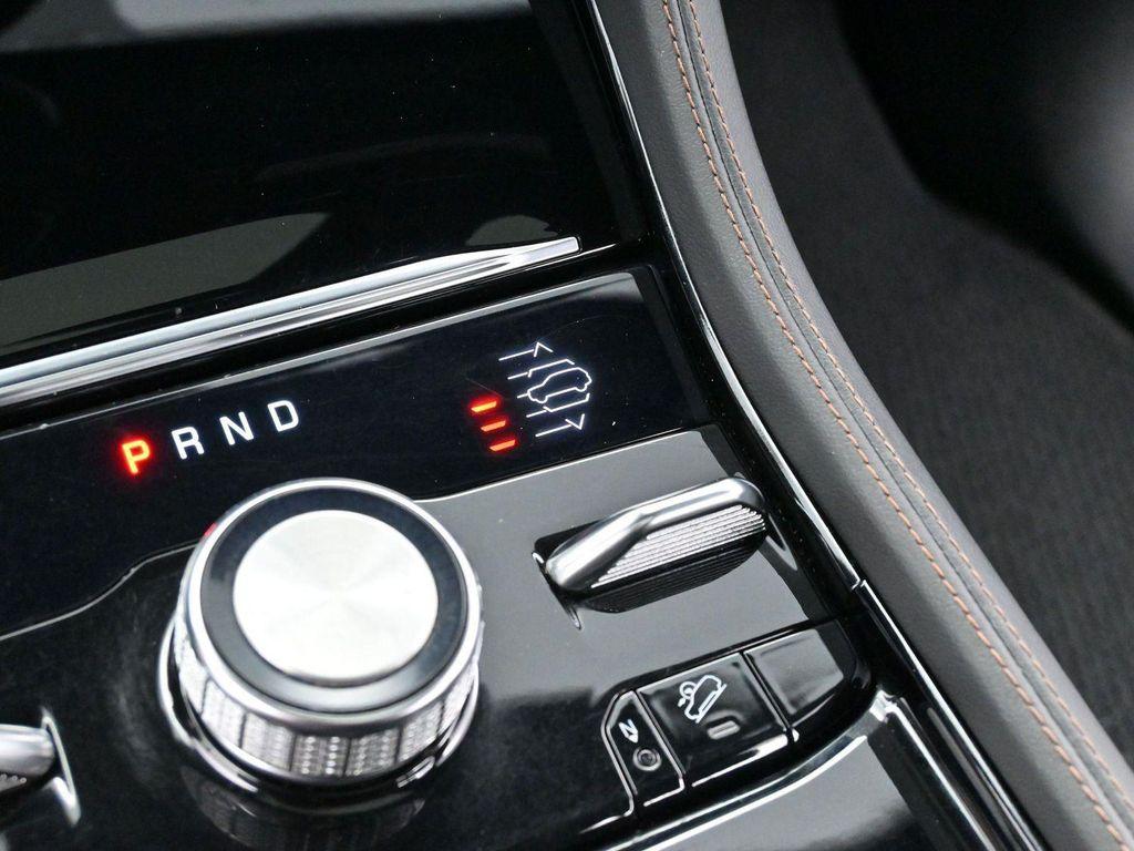 used 2022 Jeep Grand Cherokee car, priced at $36,000