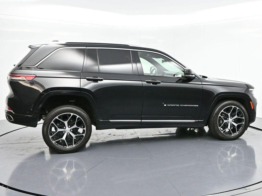 used 2022 Jeep Grand Cherokee car, priced at $36,000