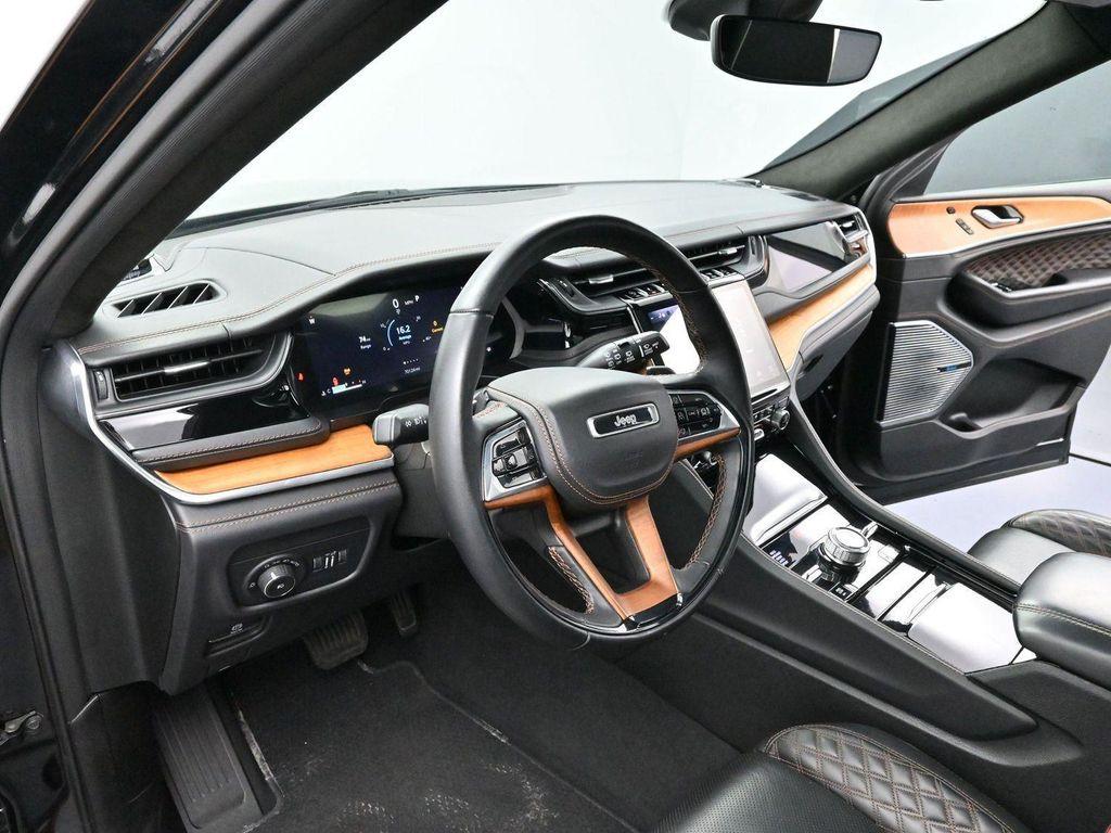 used 2022 Jeep Grand Cherokee car, priced at $36,000
