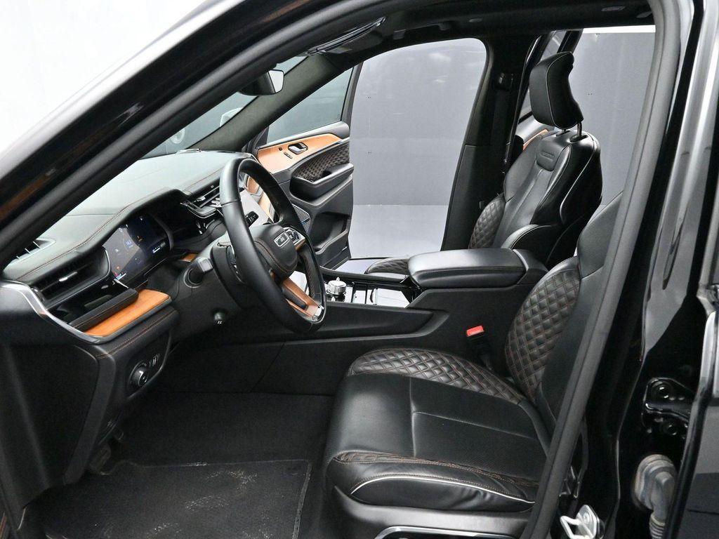 used 2022 Jeep Grand Cherokee car, priced at $36,000