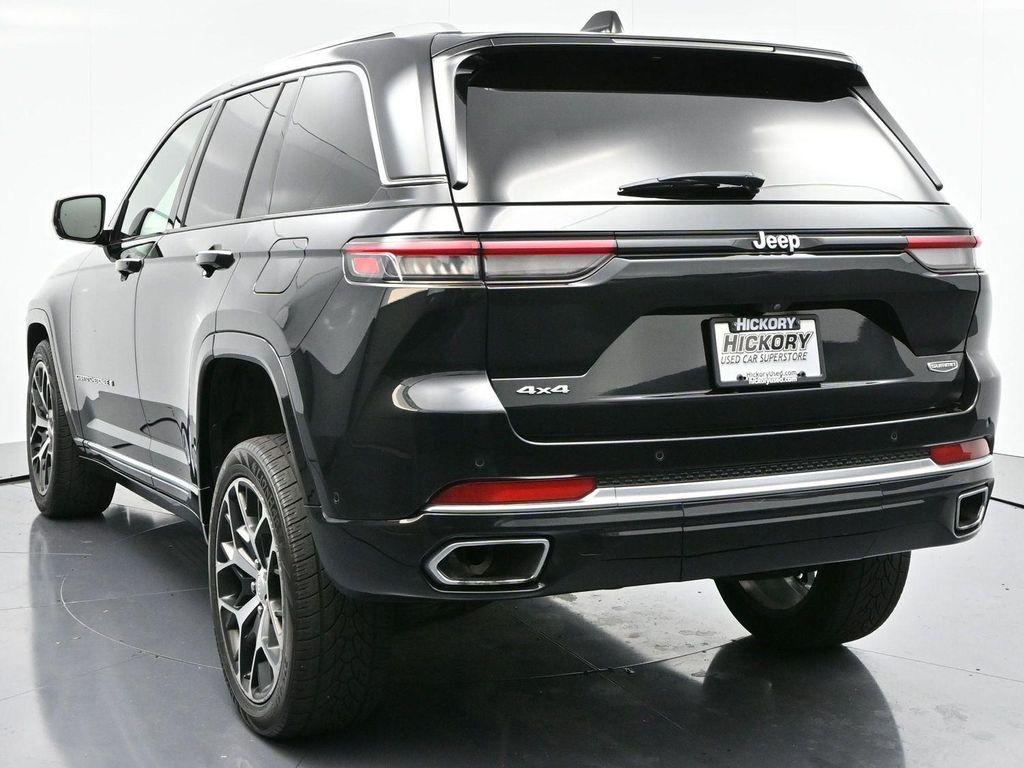 used 2022 Jeep Grand Cherokee car, priced at $36,000