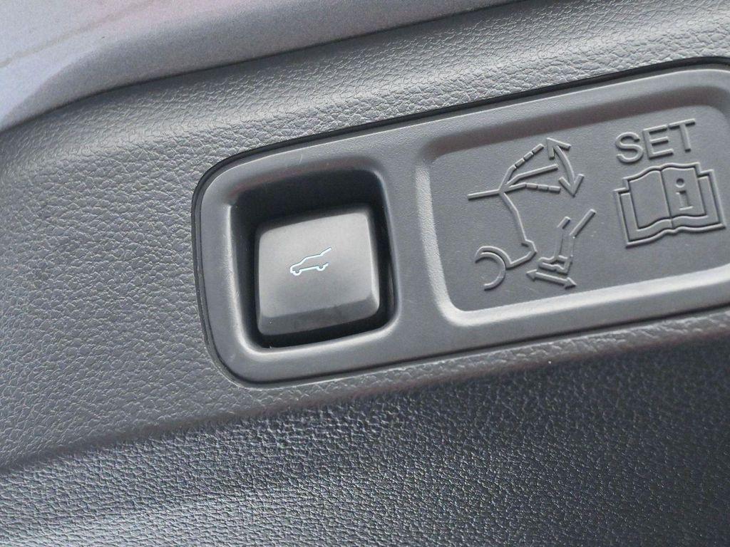 used 2022 Ford Expedition car, priced at $48,500