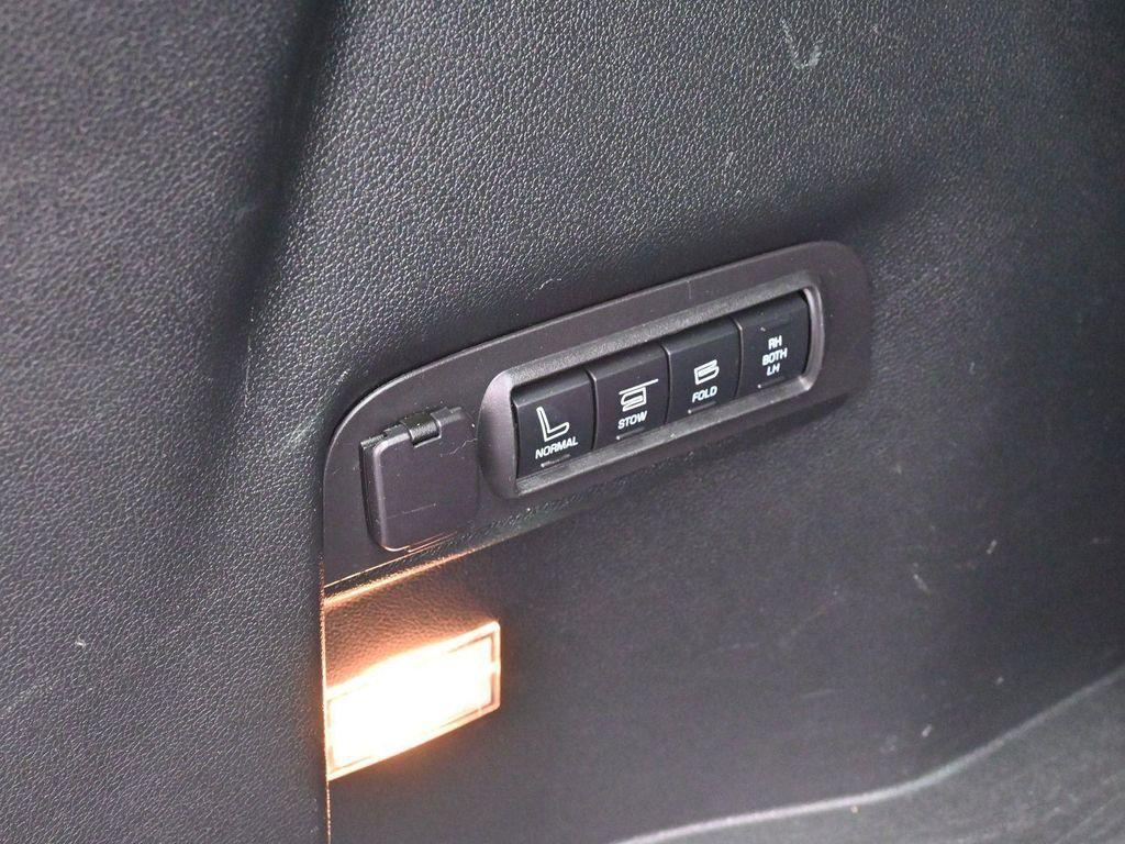 used 2019 Ford Explorer car, priced at $14,000