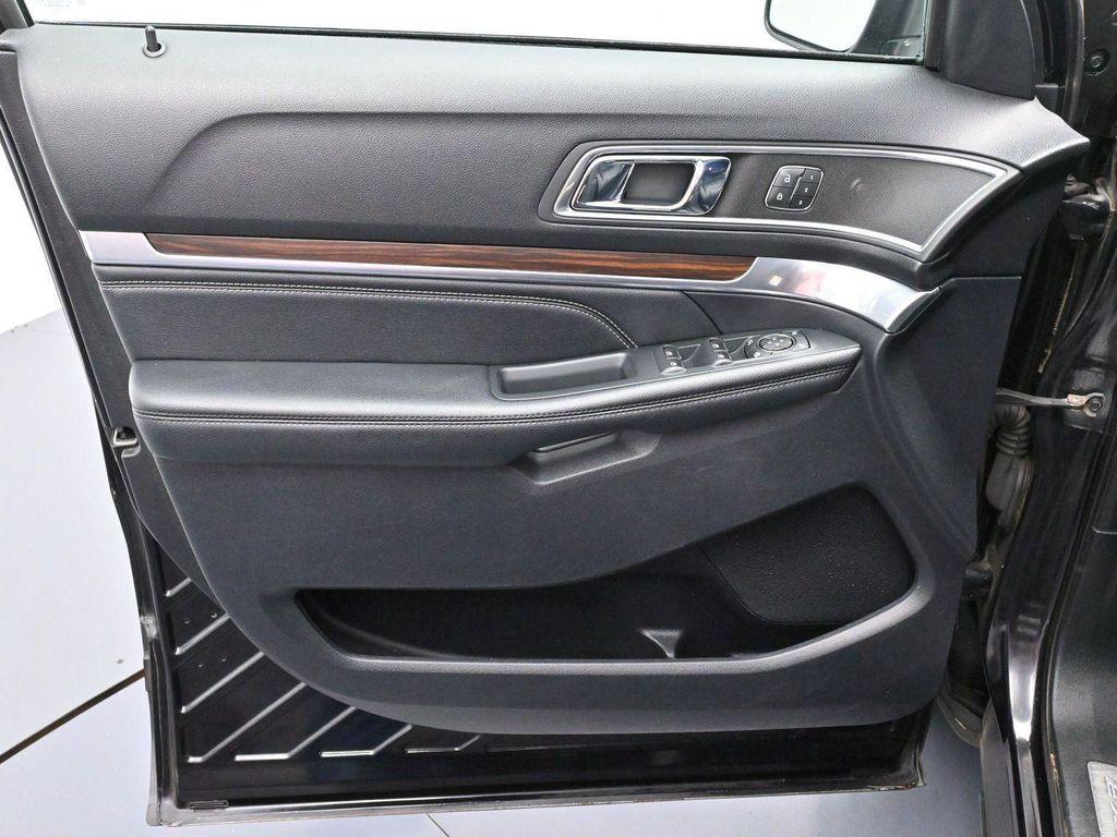 used 2019 Ford Explorer car, priced at $14,000