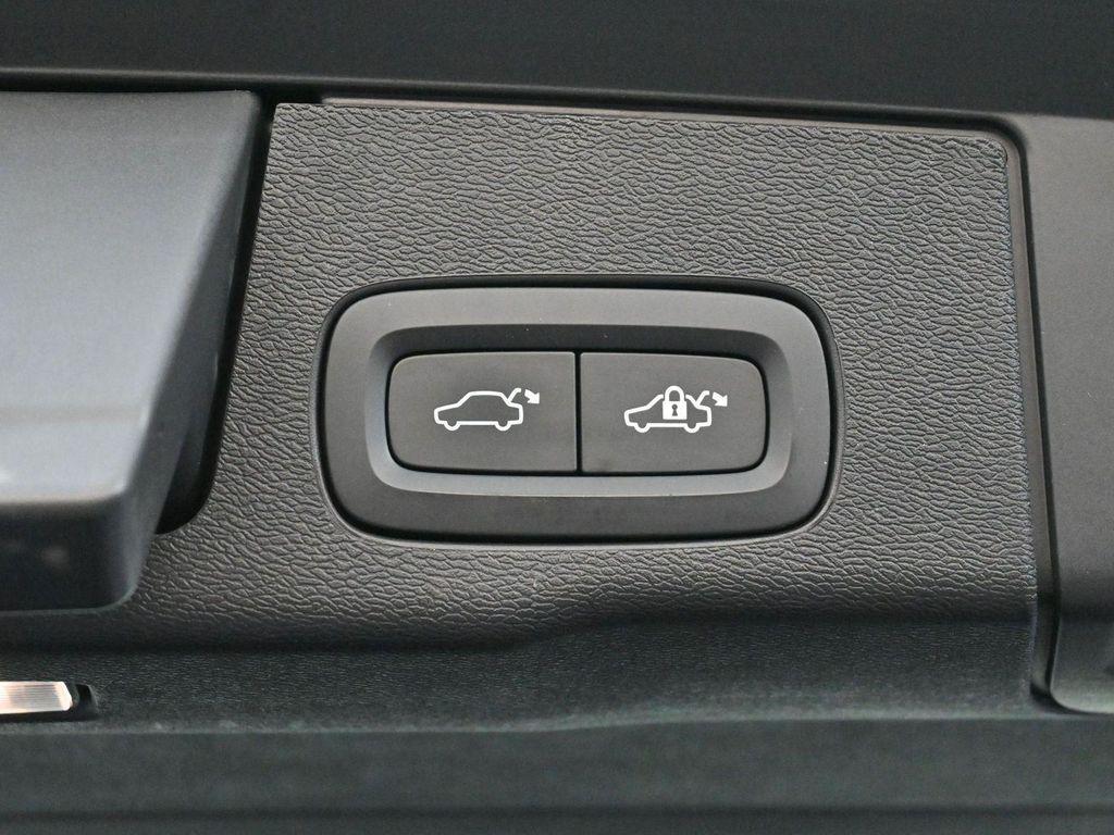 used 2024 Volvo XC60 car, priced at $35,500