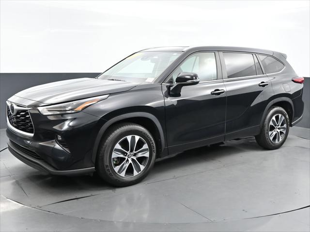 used 2023 Toyota Highlander car, priced at $36,000