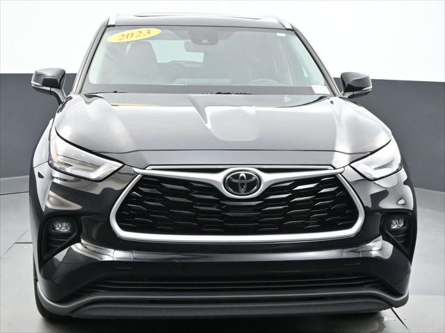used 2023 Toyota Highlander car, priced at $36,000