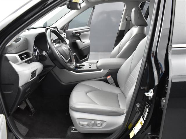used 2023 Toyota Highlander car, priced at $36,000