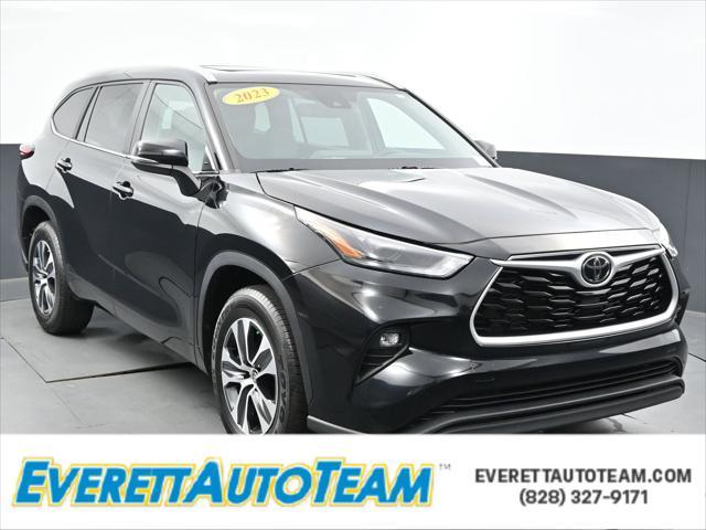 used 2023 Toyota Highlander car, priced at $36,000