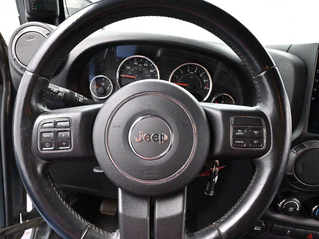 used 2015 Jeep Wrangler Unlimited car, priced at $16,800