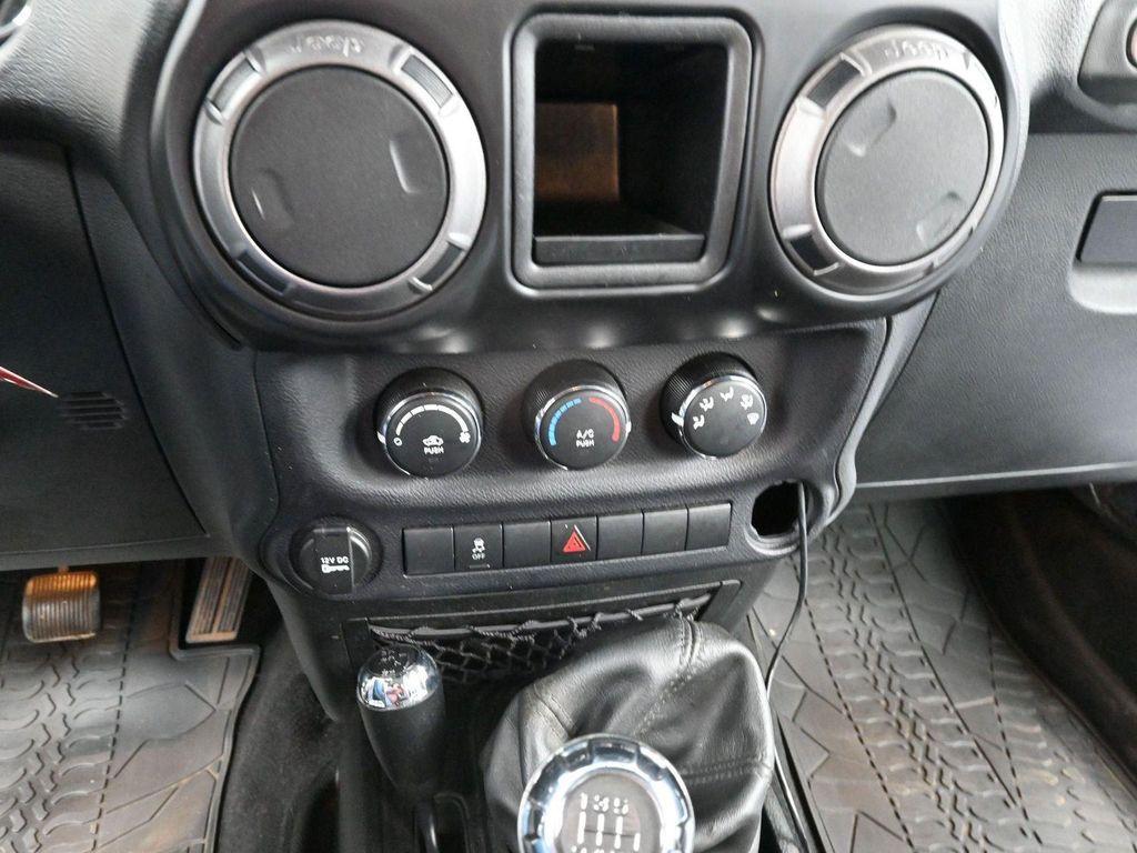 used 2015 Jeep Wrangler Unlimited car, priced at $16,800