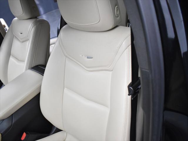 used 2018 Cadillac XT5 car, priced at $15,500