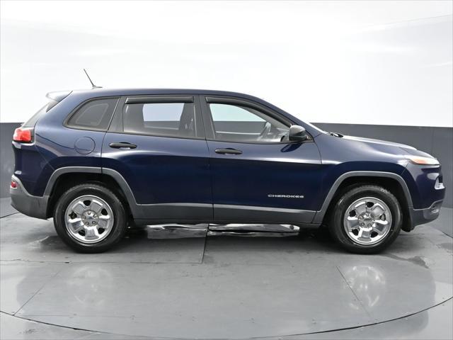 used 2014 Jeep Cherokee car, priced at $7,500