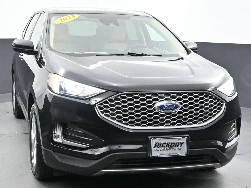 used 2023 Ford Edge car, priced at $28,000
