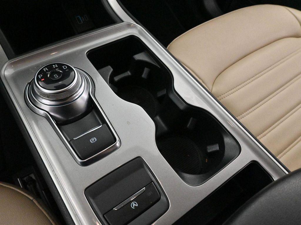 used 2023 Ford Edge car, priced at $28,000