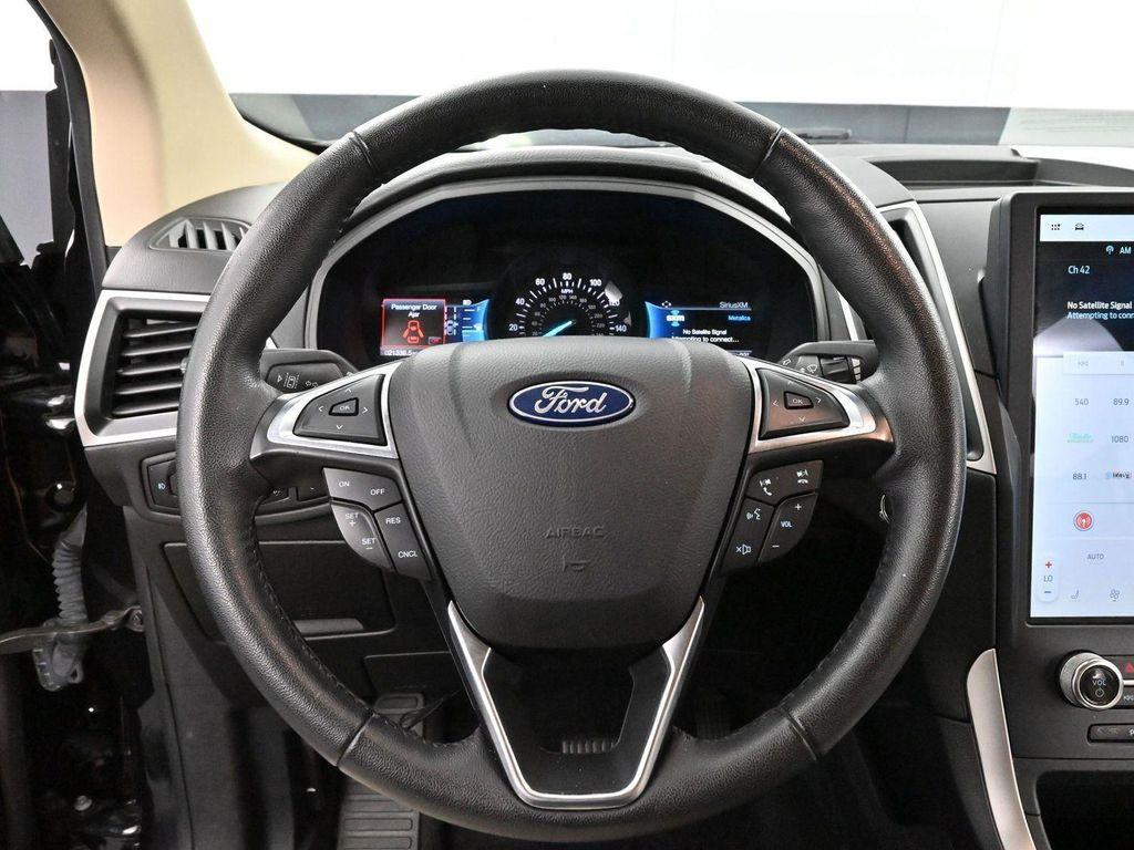 used 2023 Ford Edge car, priced at $28,000