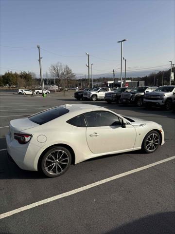 used 2017 Toyota 86 car, priced at $18,500