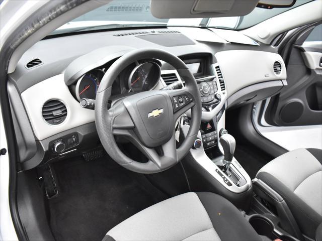 used 2016 Chevrolet Cruze Limited car, priced at $7,900