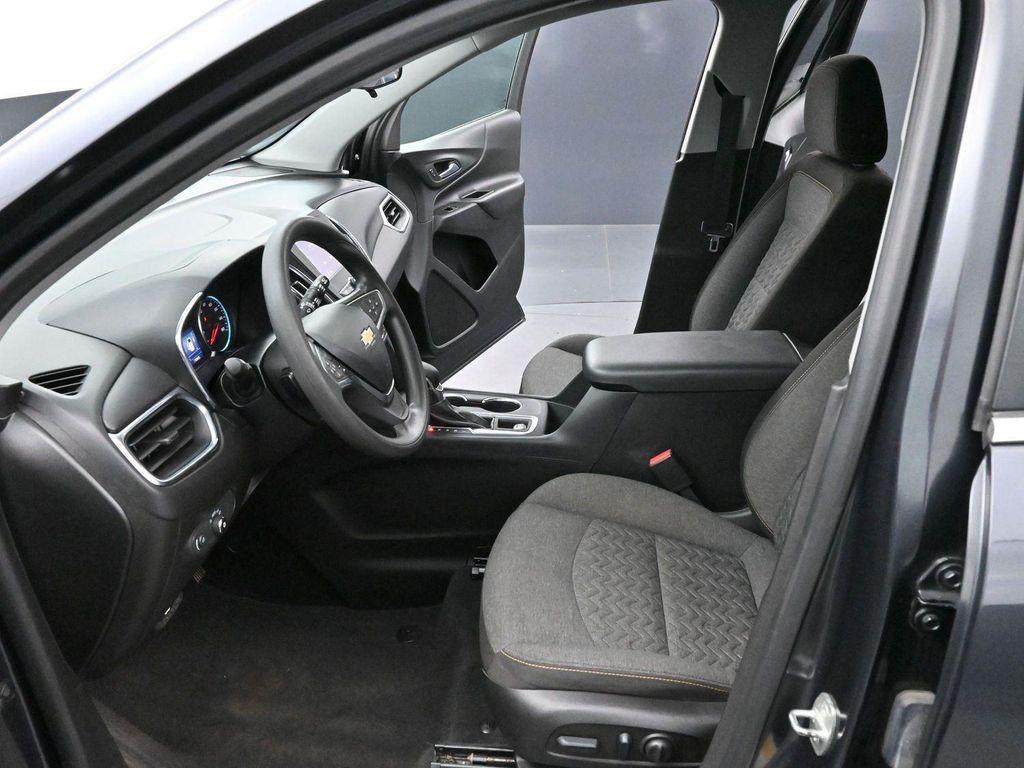 used 2022 Chevrolet Equinox car, priced at $15,500