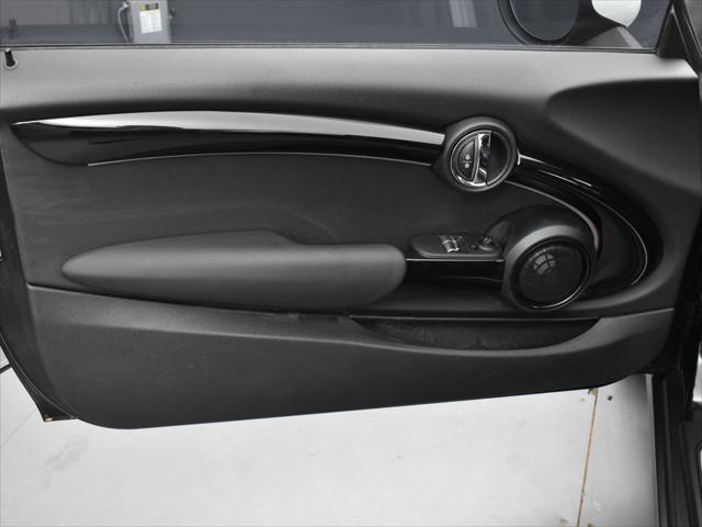 used 2015 MINI Hardtop car, priced at $9,000