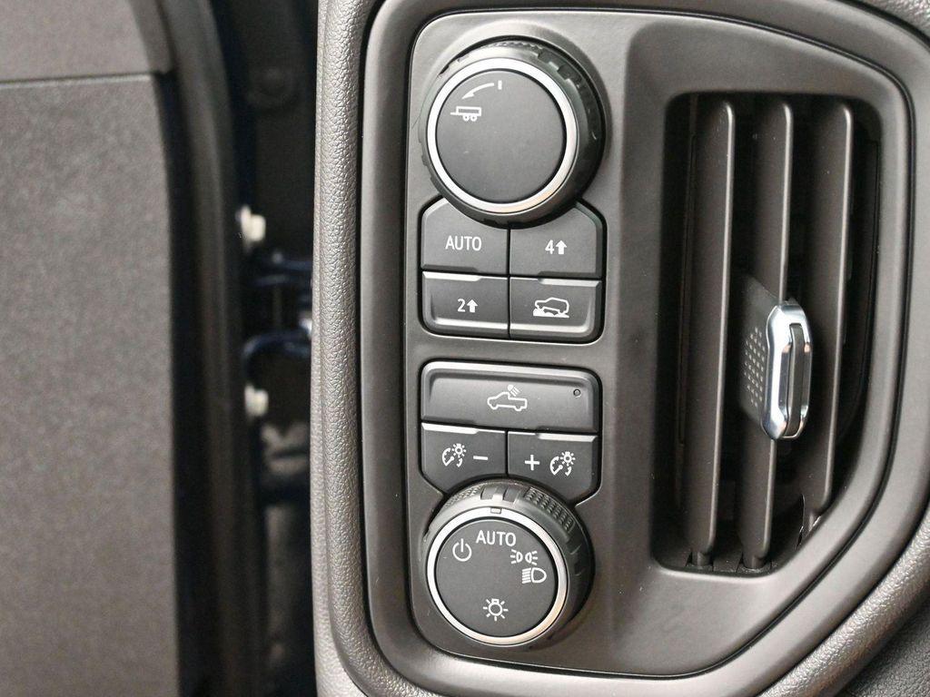 used 2022 Chevrolet Silverado 1500 car, priced at $30,000