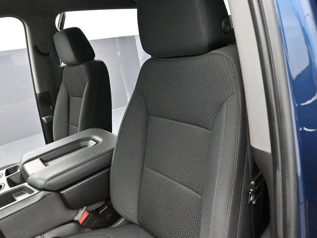 used 2022 Chevrolet Silverado 1500 car, priced at $30,000