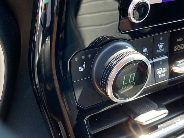 used 2024 Toyota Highlander car, priced at $41,801