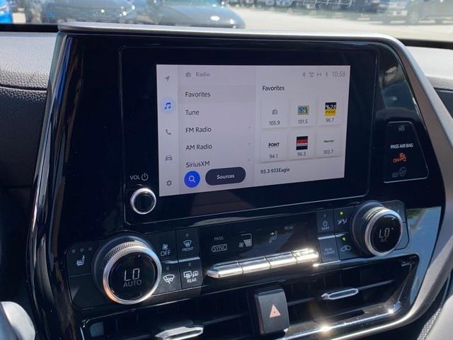 used 2024 Toyota Highlander car, priced at $41,801