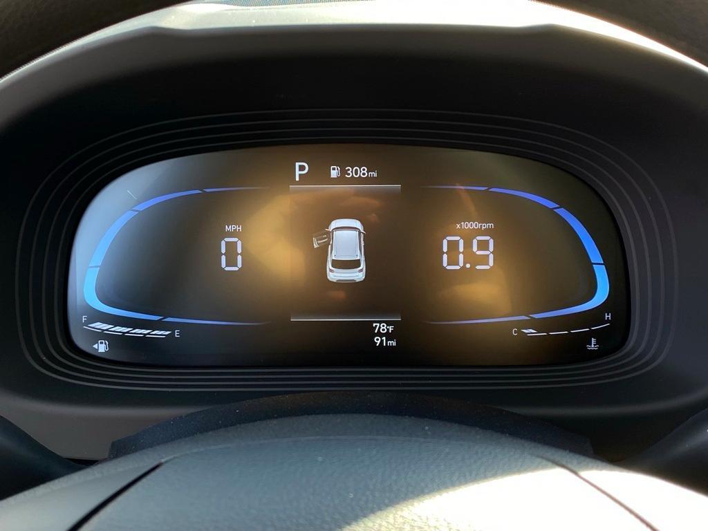 new 2025 Hyundai Venue car, priced at $22,056